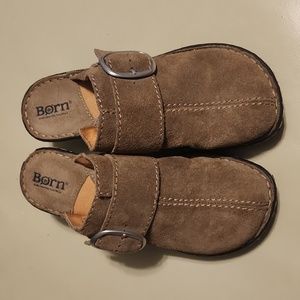 Make offer! Bòrn Suede clogs size 6 Make an offer!